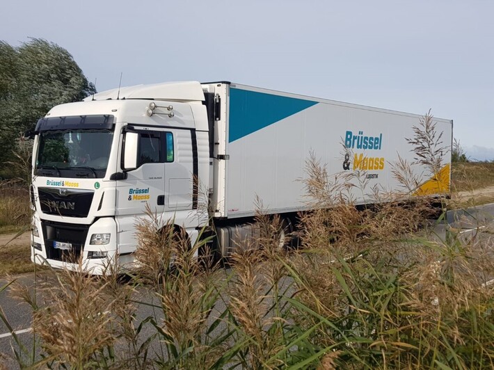 Cooler Transport mit Wasserstoff-LKW | © Brüssel & Maas