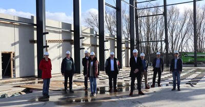 Erster Auftrag für XXL-Prüfstand des Fraunhofer IWES | © Fraunhofer IWES / Nils Glinka Erster Auftrag für XXL-Prüfstand des Fraunhofer IWES | © Fraunhofer IWES / Nils Glinka