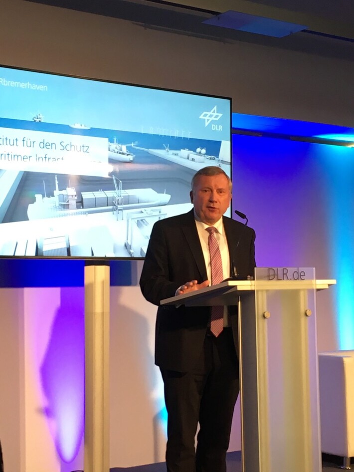 Neues DLR Institut in Bremerhaven eröffnet | © Norbert Brackmann